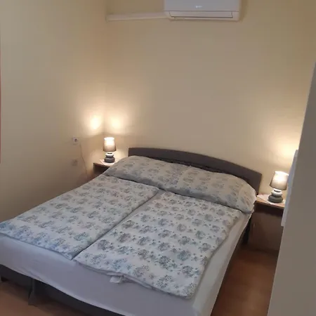 Sasfeszek *