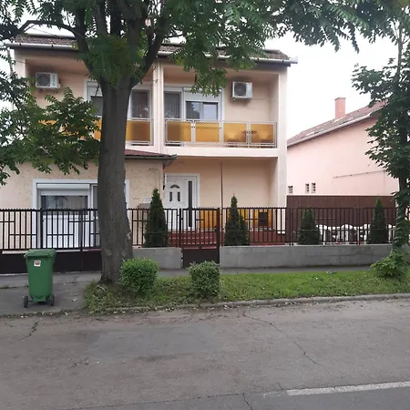 Apartment Sasfeszek Hajduszoboszlo